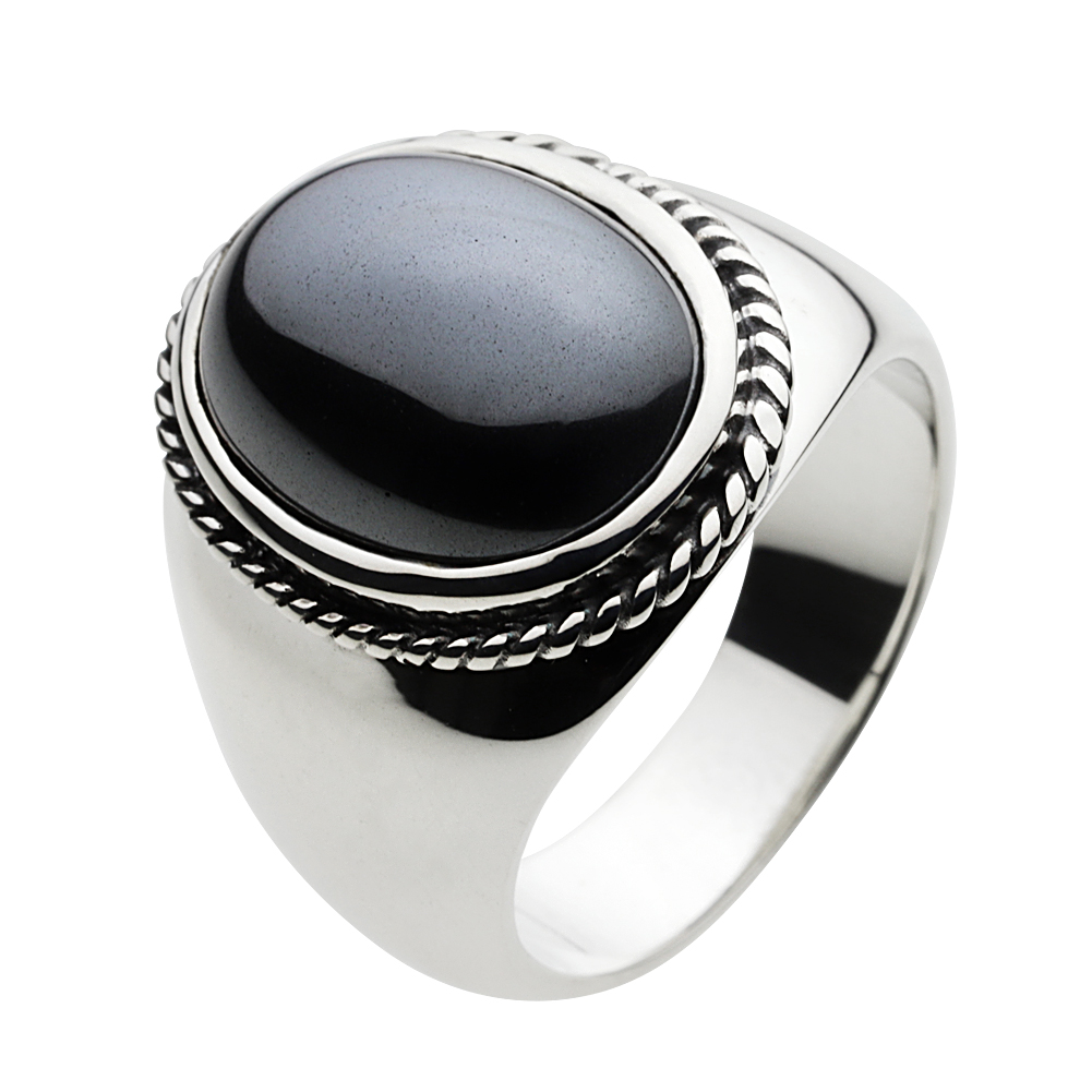 FIGMARTビッグストーンリング｜存在感と高級感を兼ね備えた逸品レビュー