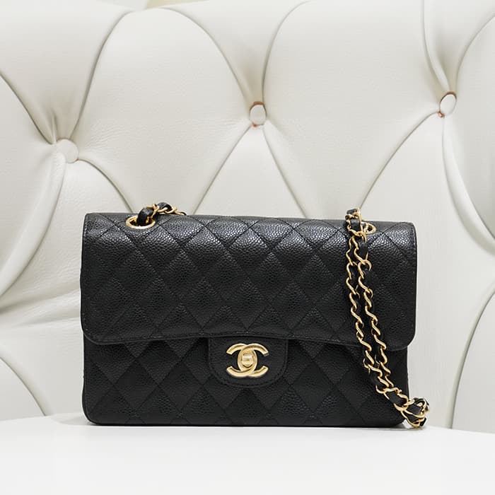 【60回払いまで金利0%】【新品】シャネル クラシック 23 スモール マトラッセ キャビアスキン CHANEL 新品ショルダーバッグ 腕時計